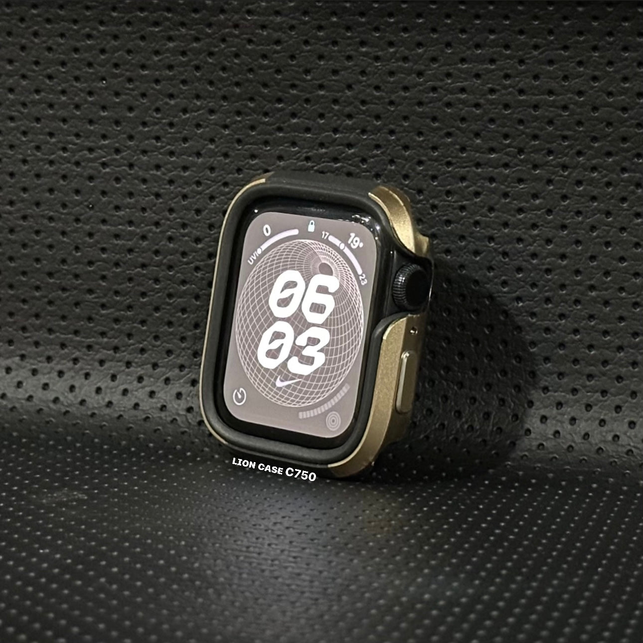 C750 - Apple Watch