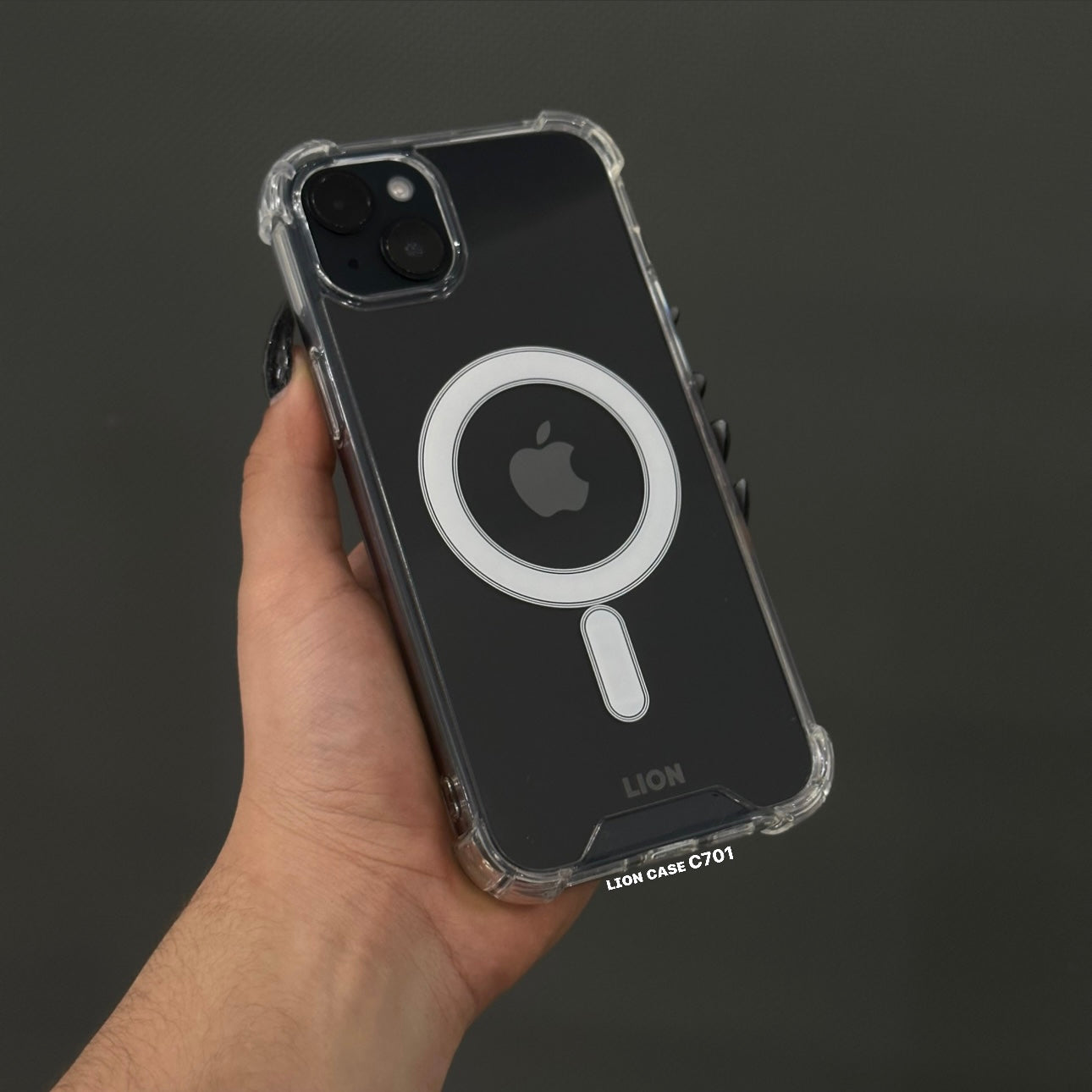 C701 - iPhone