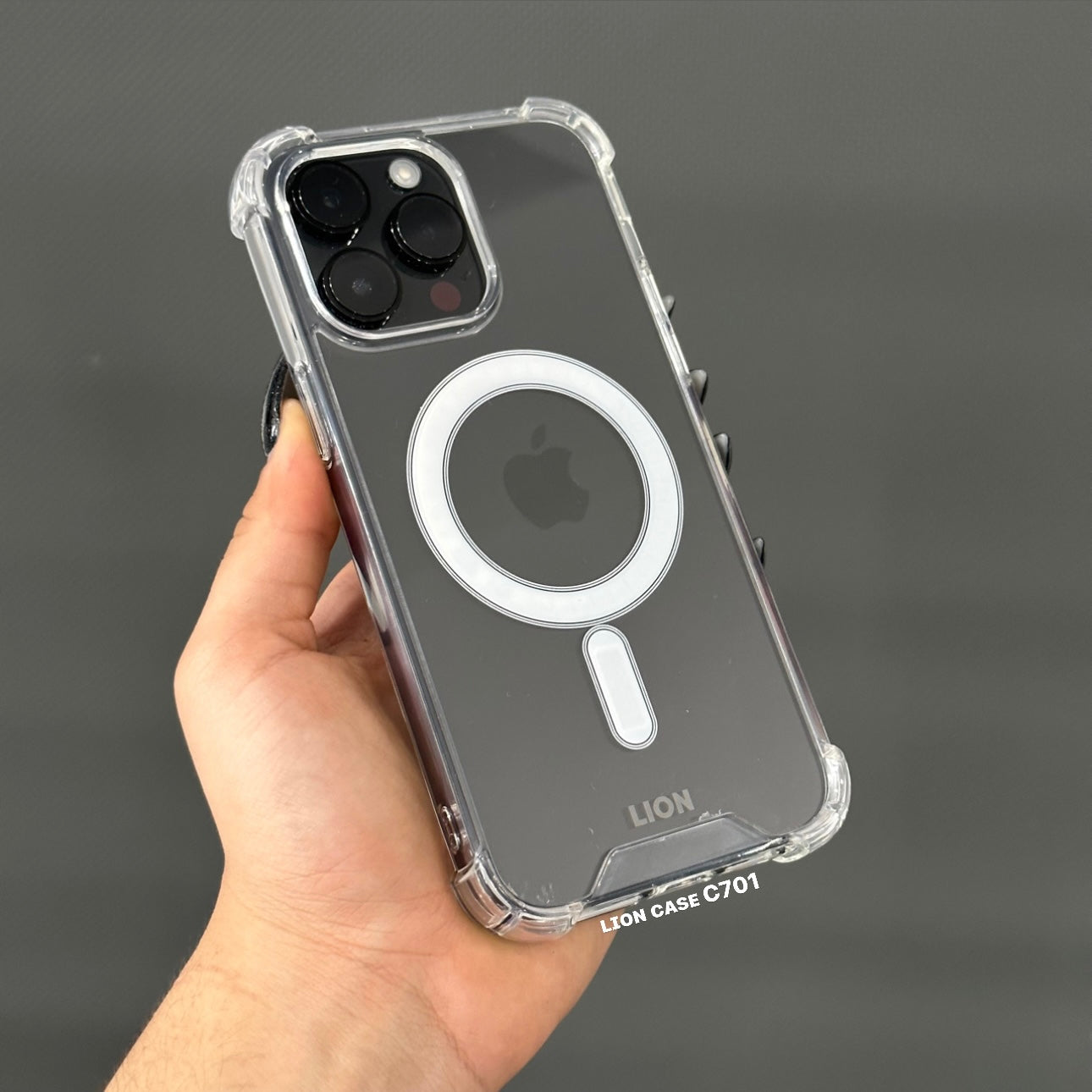 C701 - iPhone