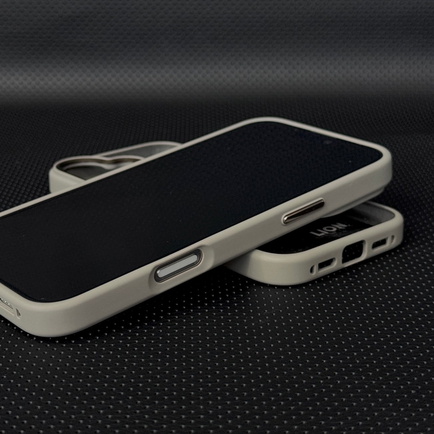 C121 - iPhone