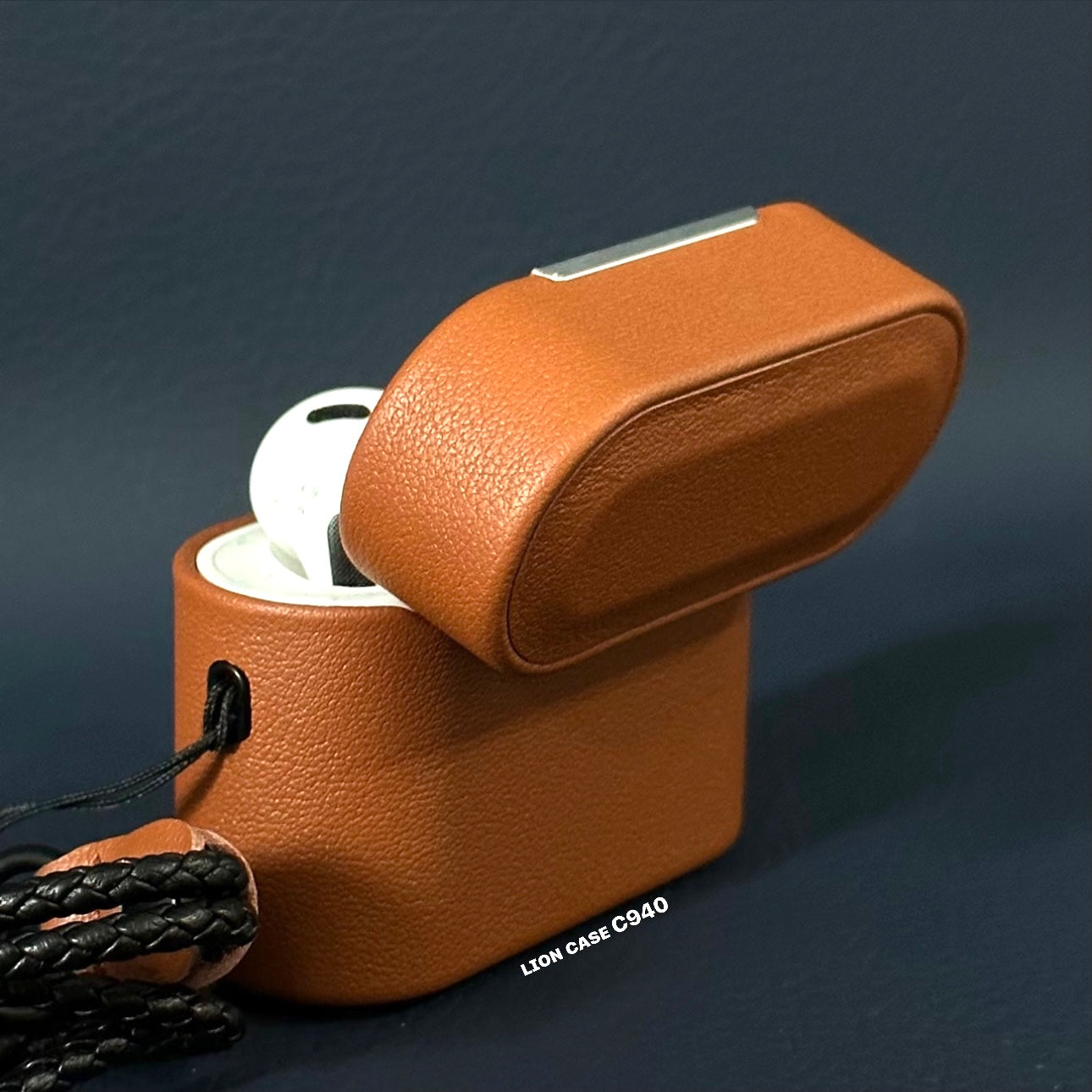 C940 - AirPods