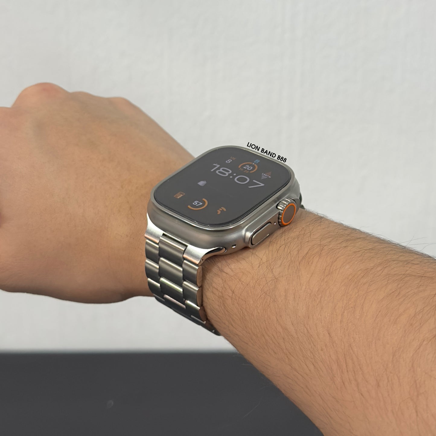 B88 - Apple Watch Ultra