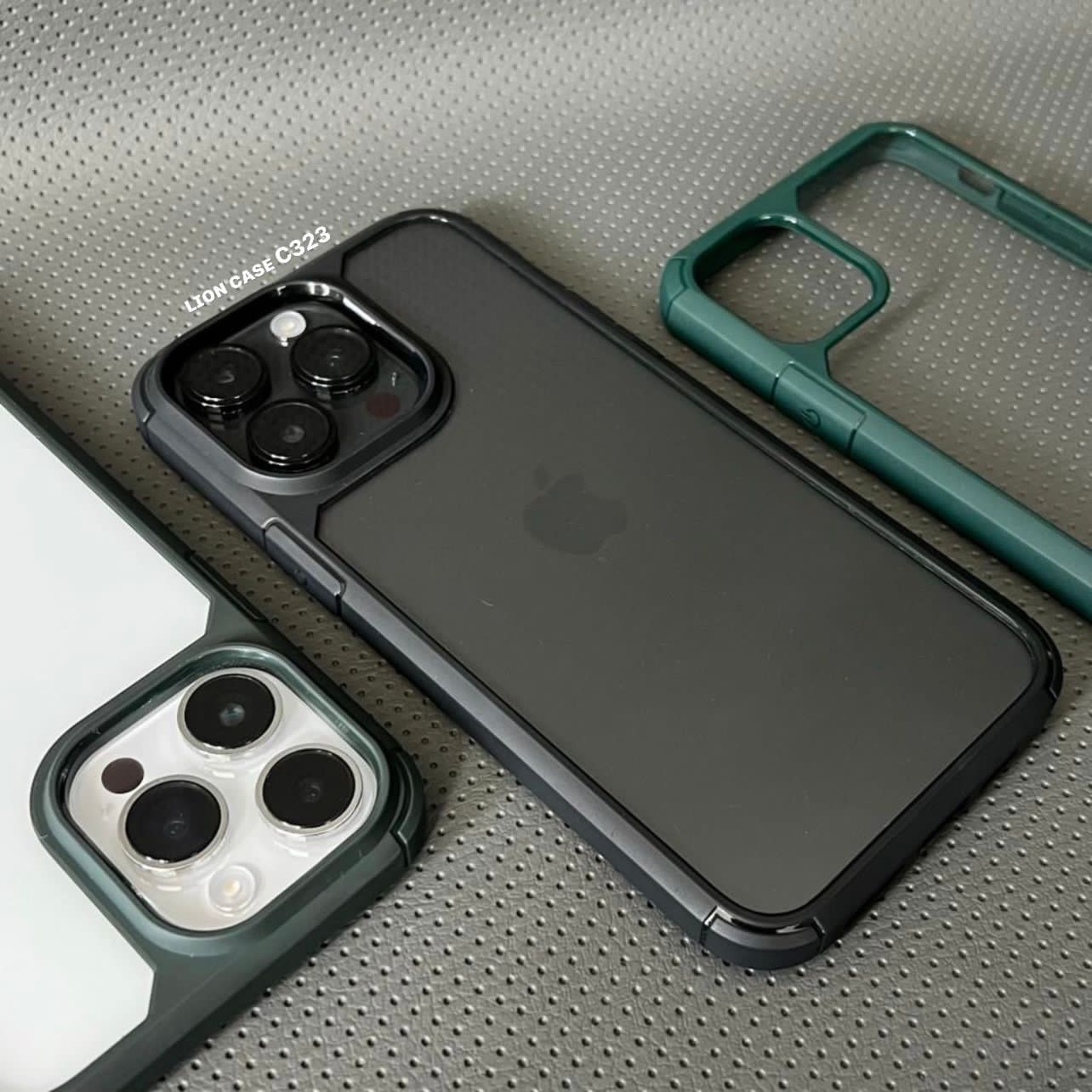 C323 - iPhone