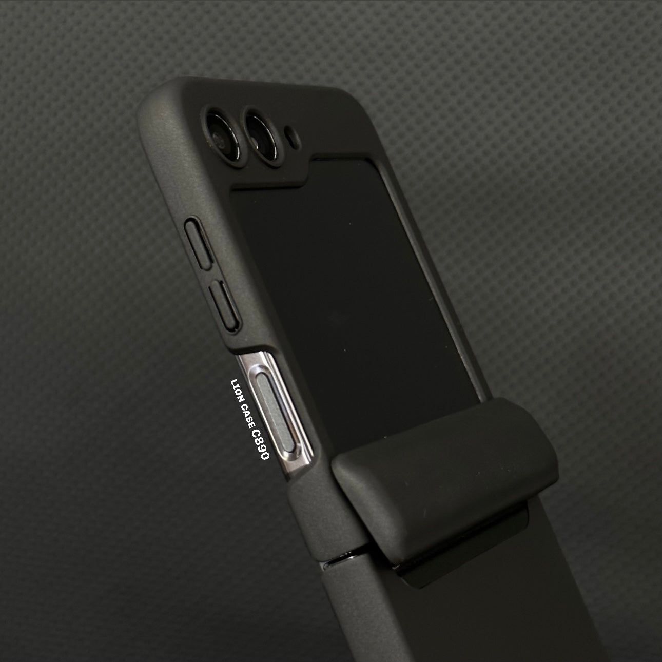 C890 - Samsung Z Flip