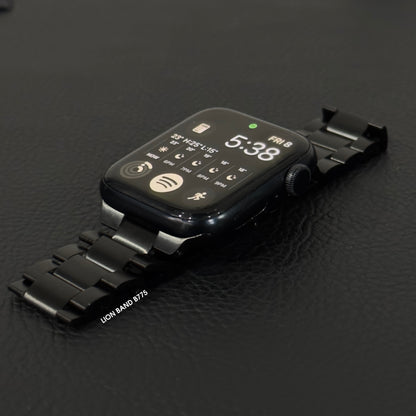 B775 - Apple Watch
