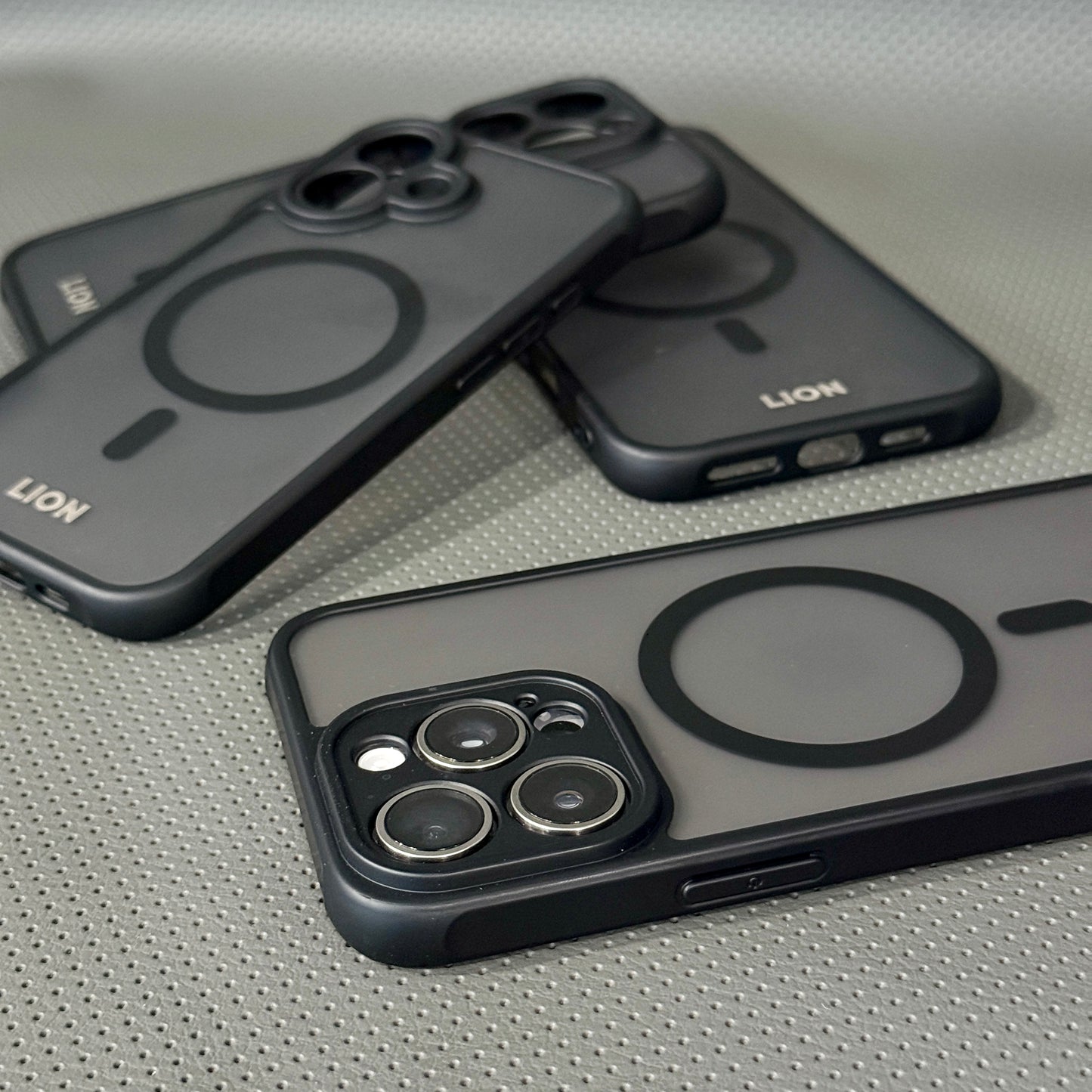 C1122 - iPhone