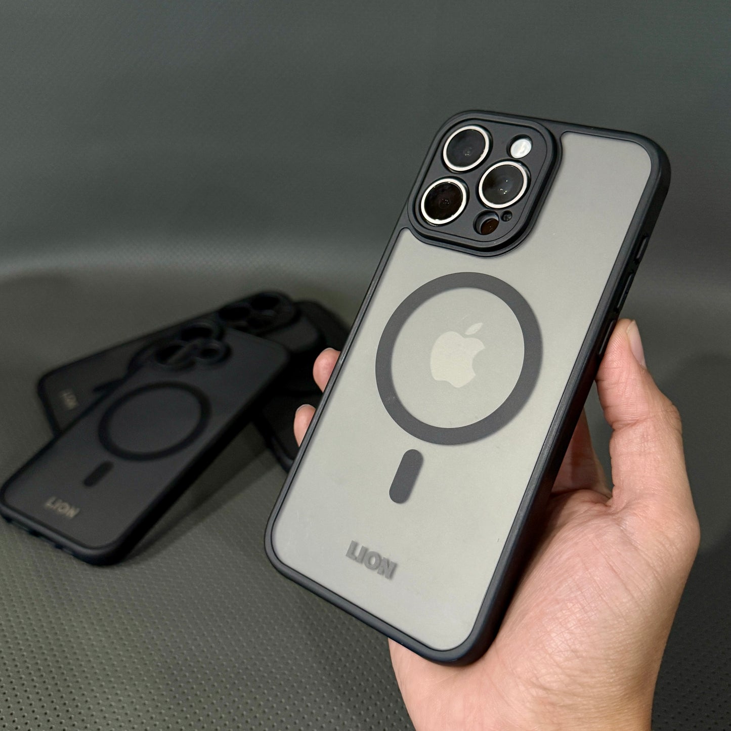 C1122 - iPhone